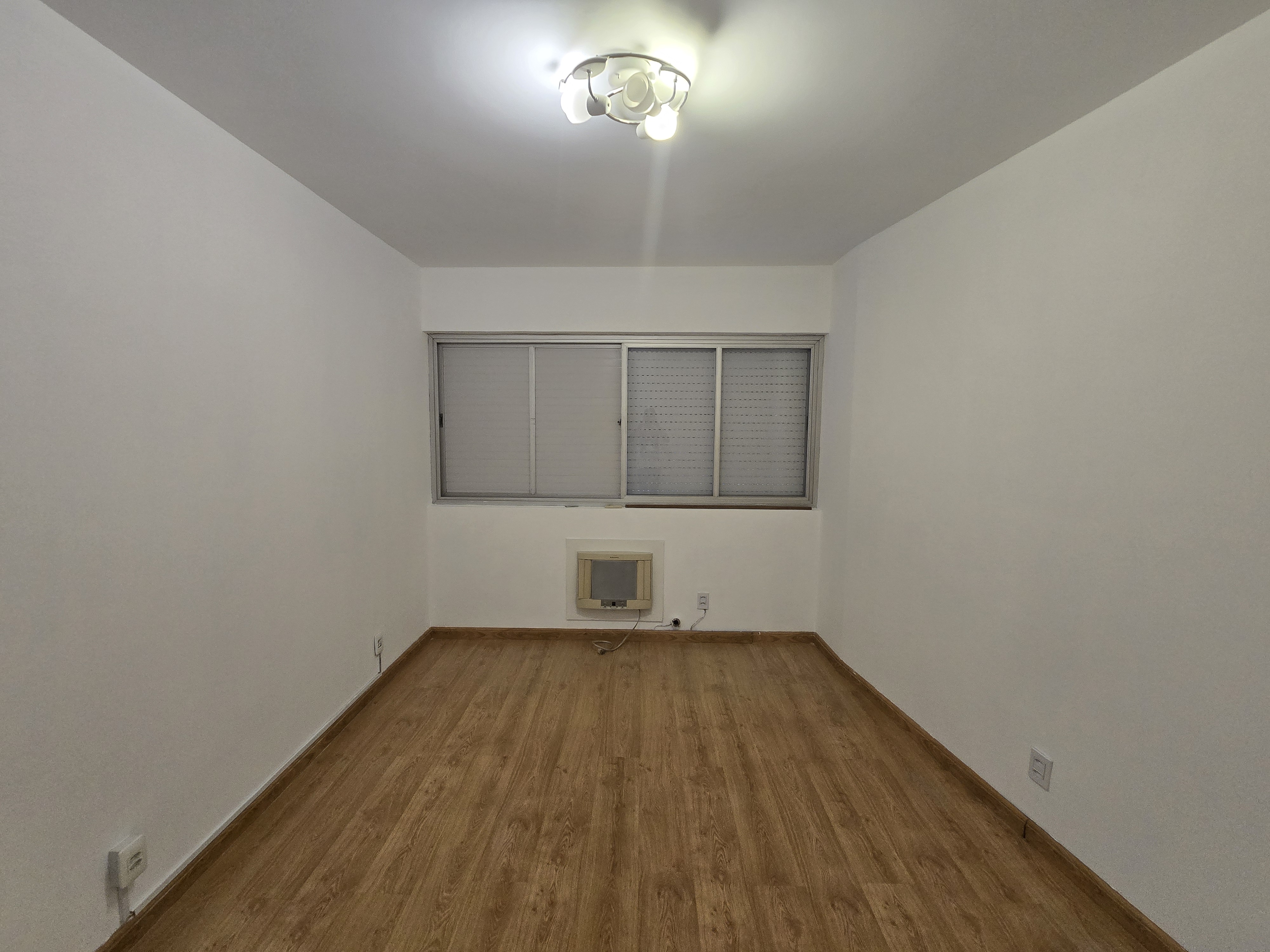 Apartamento para locação no Centro - Florianópolis, SC.
