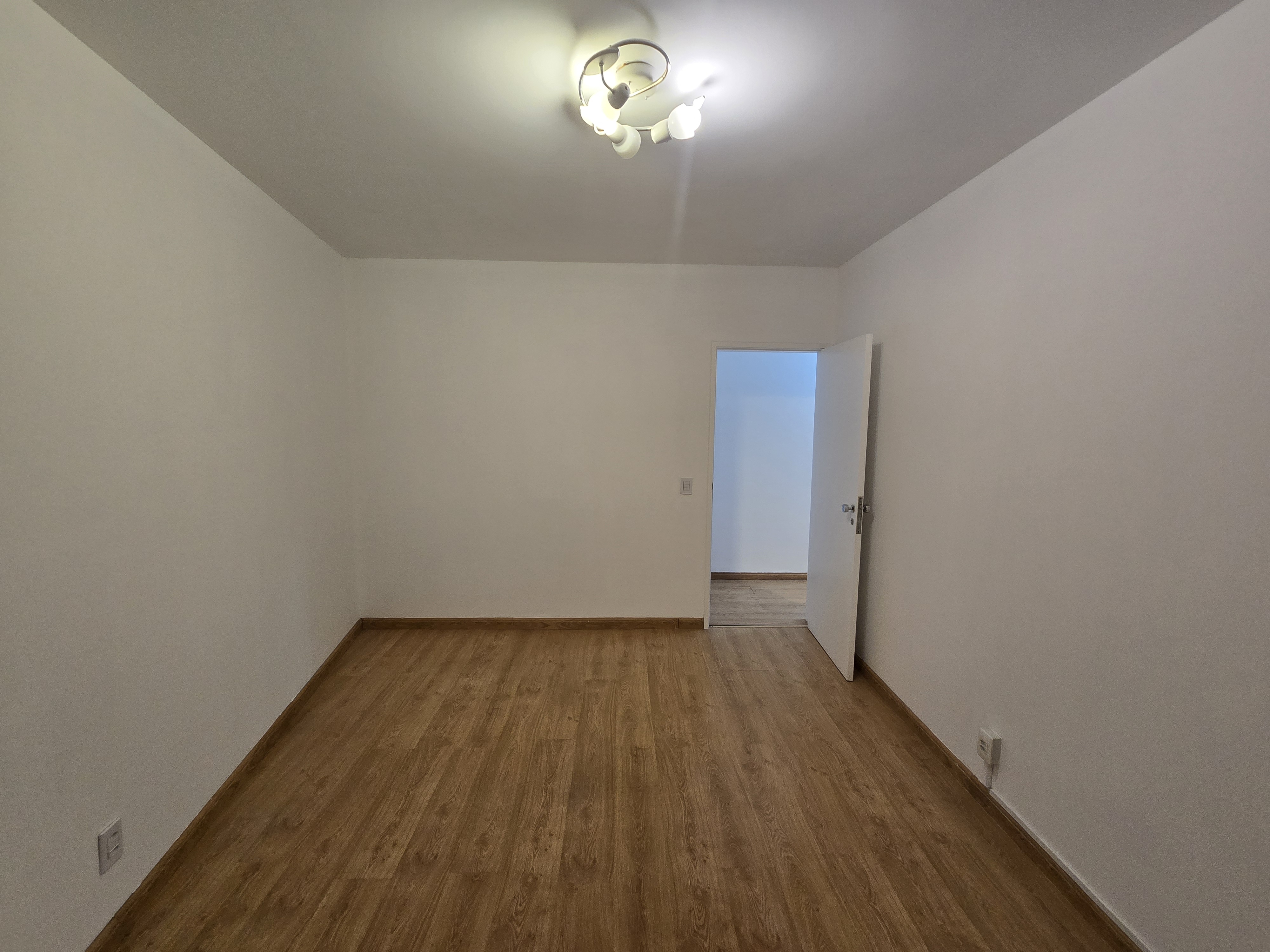 Apartamento para locação no Centro - Florianópolis, SC.