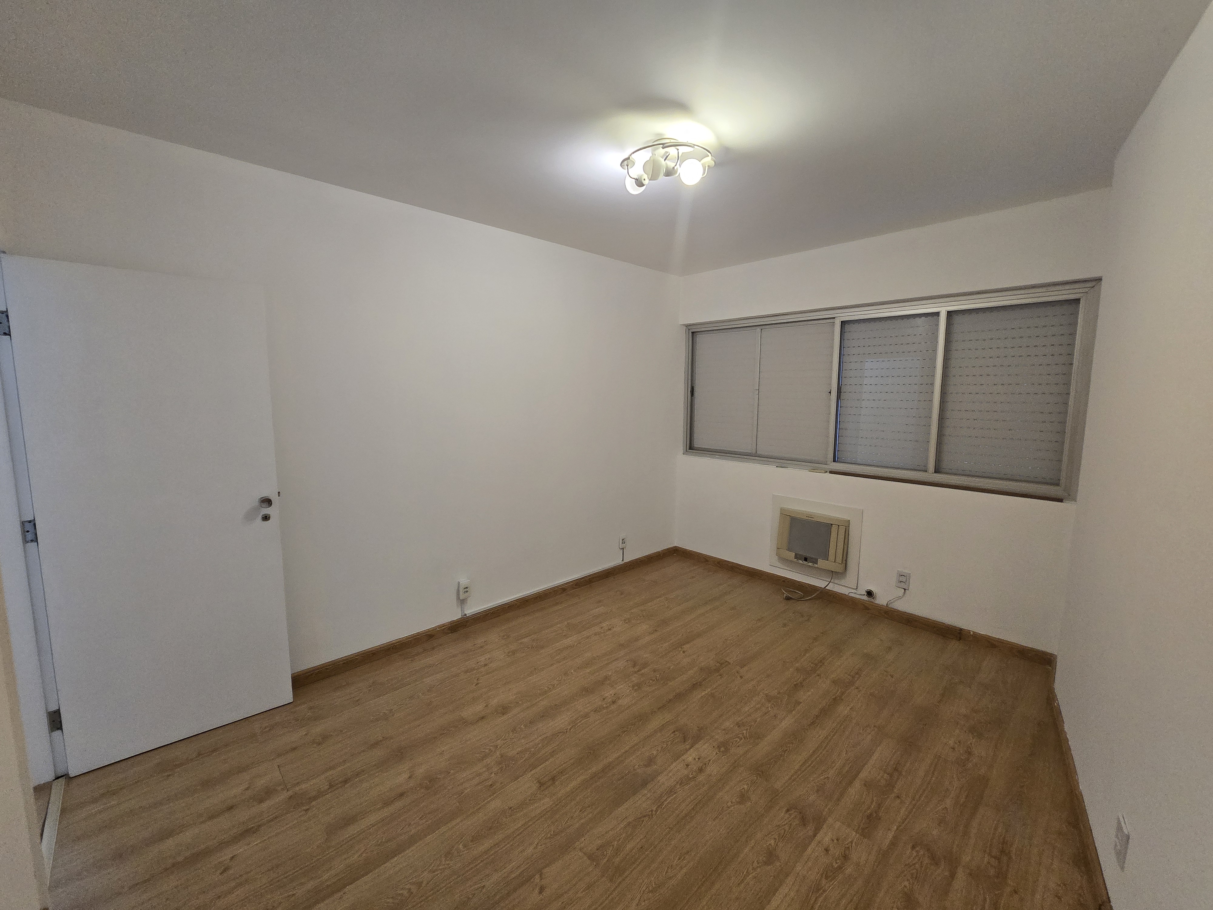 Apartamento para locação no Centro - Florianópolis, SC.